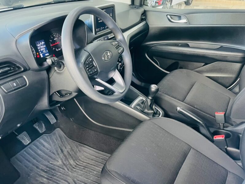 
								Hyundai HB20 Limited 1.0 2024 full									
