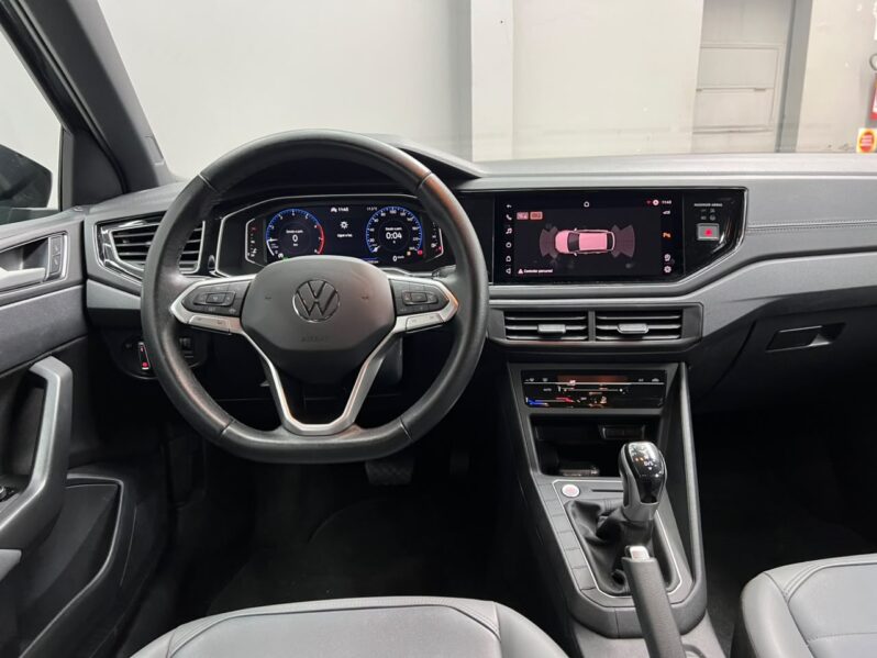 
								Volkswagen Nivus Highline 200 TSI 2024 full									