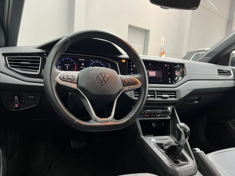 
								Volkswagen Nivus Highline 200 TSI 2024 full									